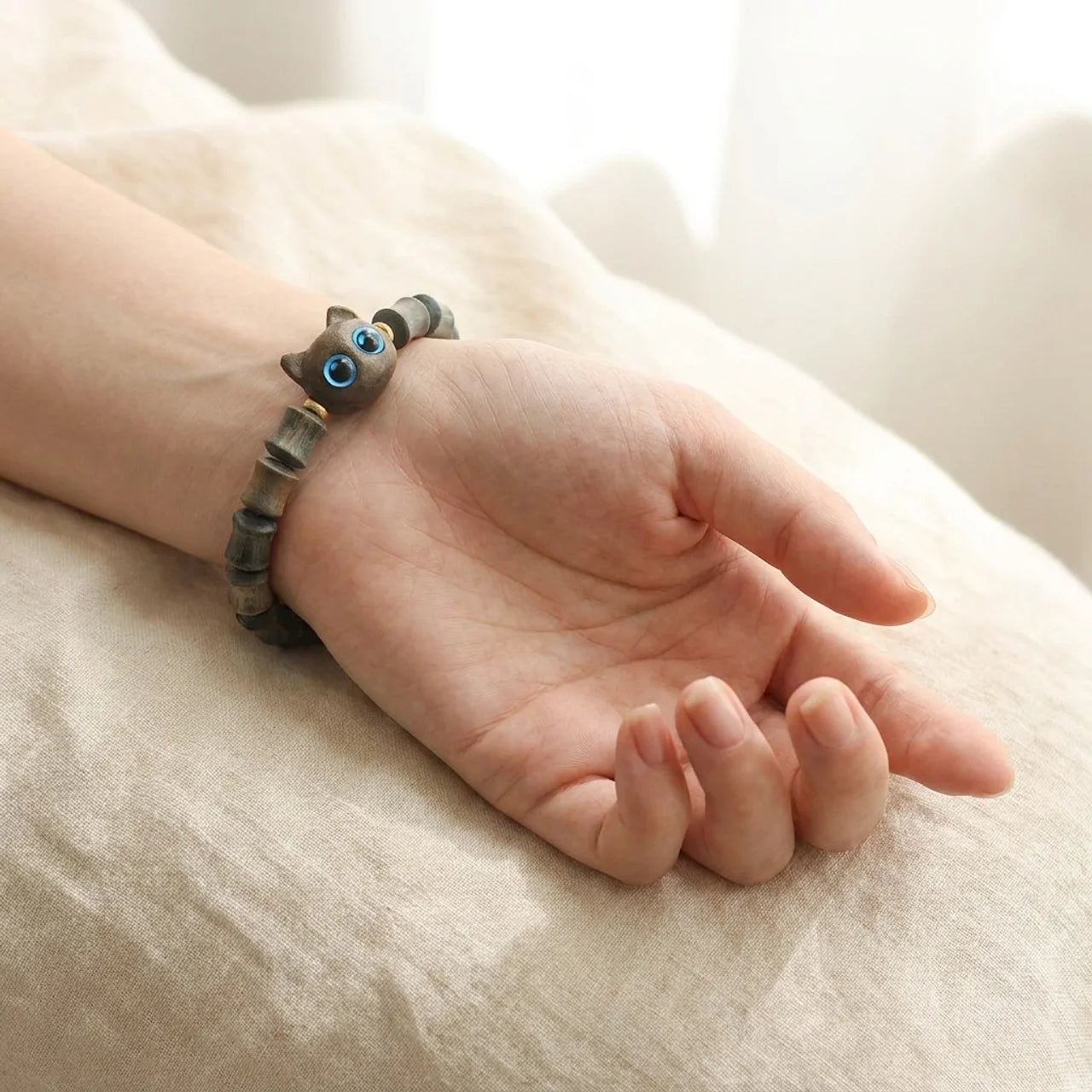 Green Sandalwood Ebony Cat Peace Bracelet