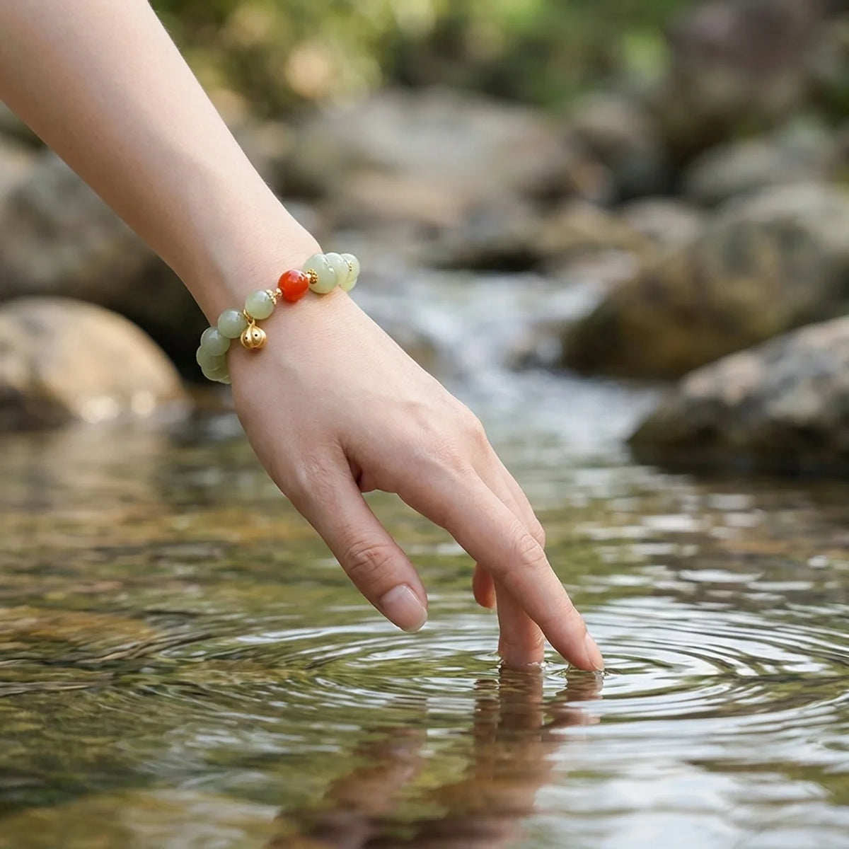 Hetian Jade Crawling Cat Beaded Bracelet