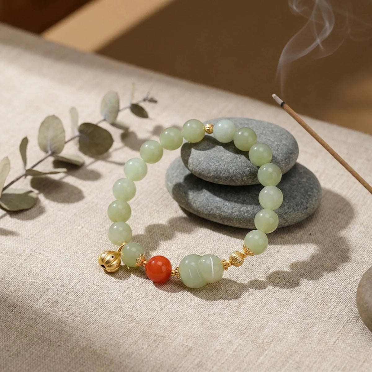 Hetian Jade Crawling Cat Beaded Bracelet