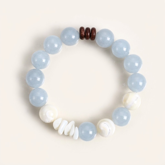 Bracelet naturel en perles de préhnite et coquillage