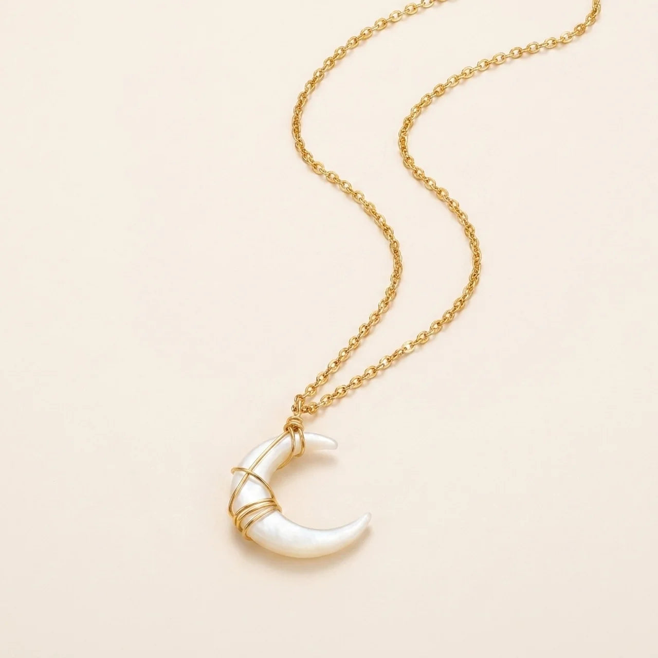 Natural Tridacna Crescent Moon Pendant Necklace