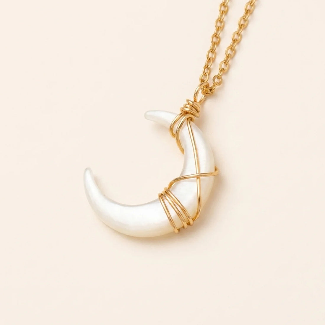 Natural Tridacna Crescent Moon Pendant Necklace