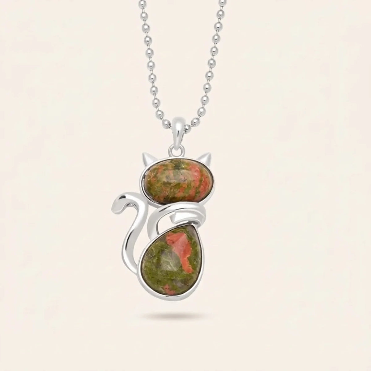 Collier Pendentif Chat Mignon en Cristal Naturel
