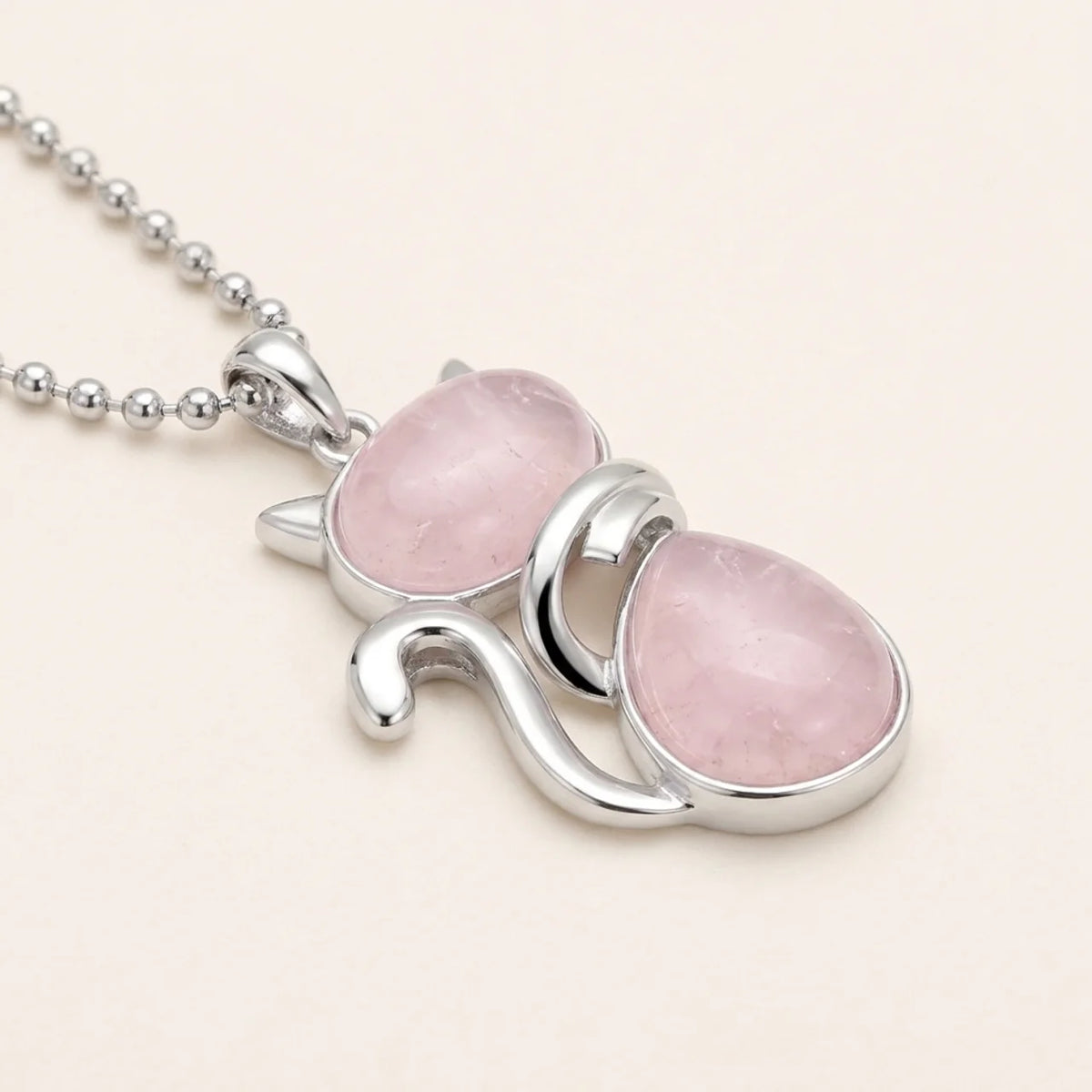 Collier Pendentif Chat Mignon en Cristal Naturel