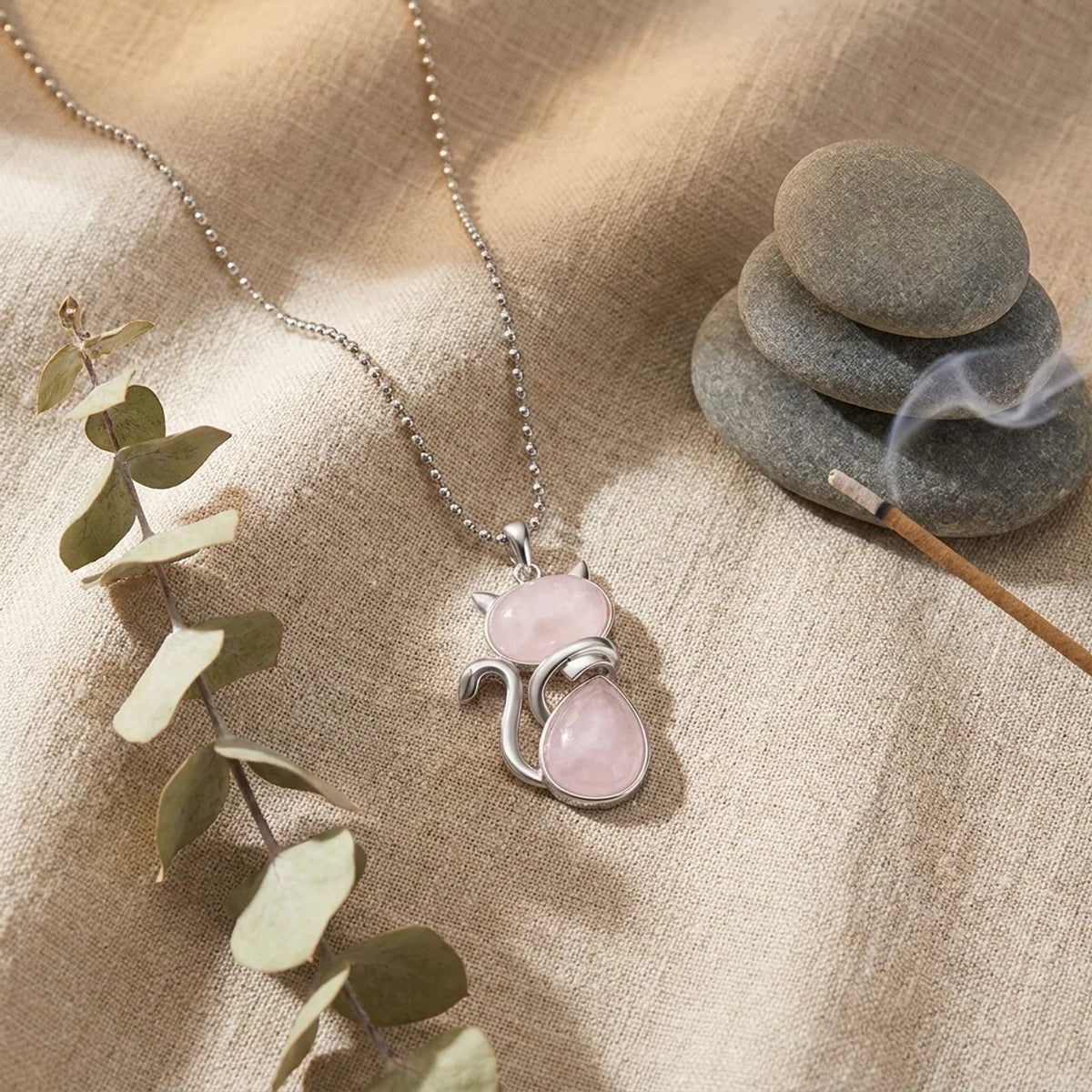 Collier Pendentif Chat Mignon en Cristal Naturel