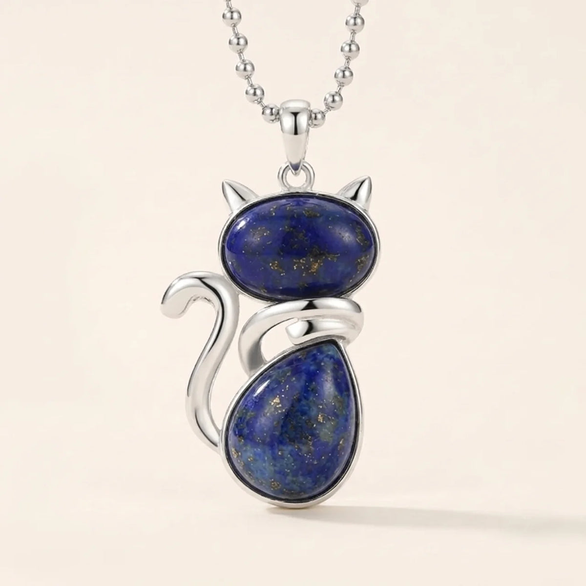 Collier Pendentif Chat Mignon en Cristal Naturel
