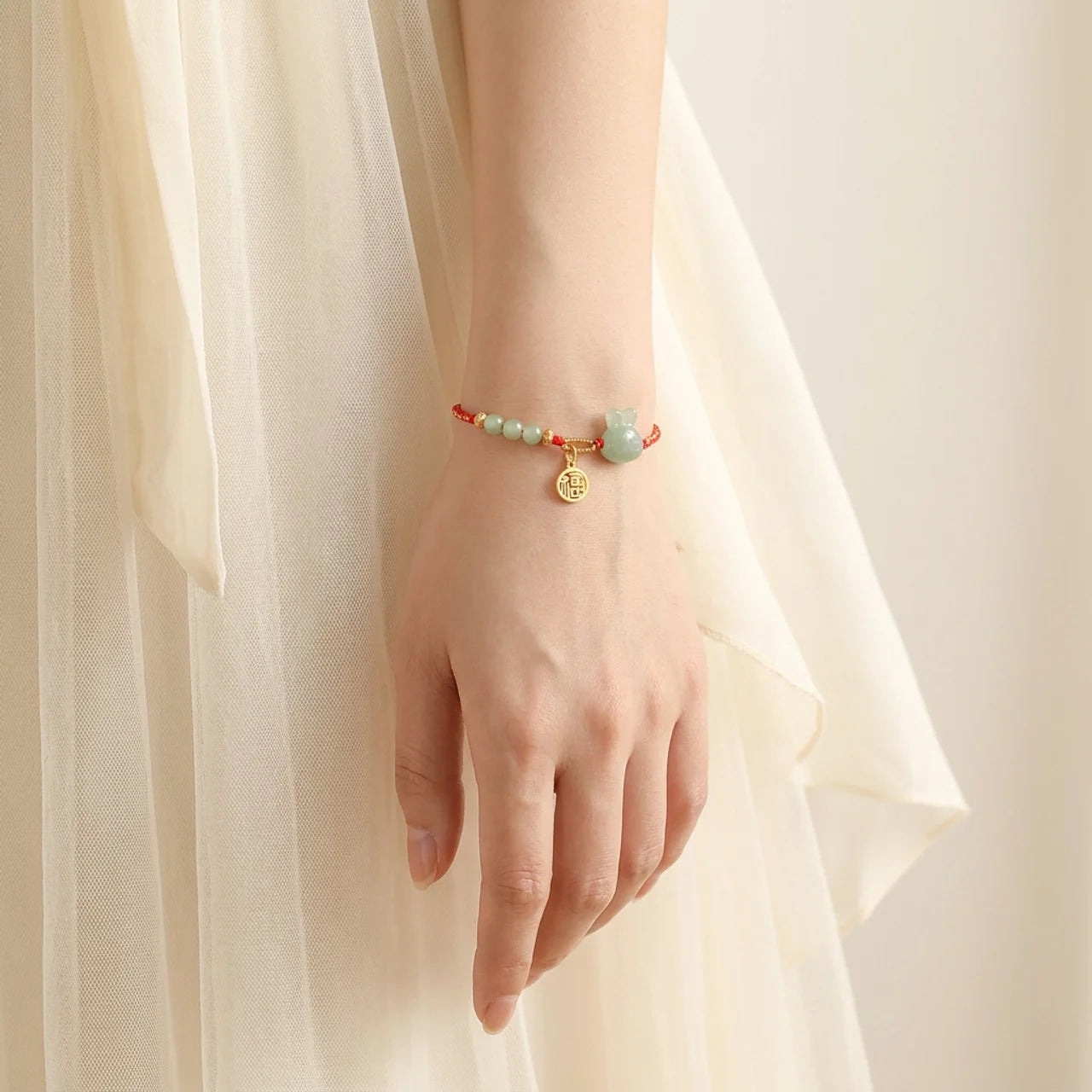Red String Hetian Jade Rabbit Bracelet