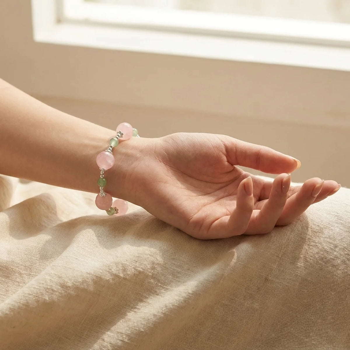 Bracelet en perles de quartz rose et de préhnite