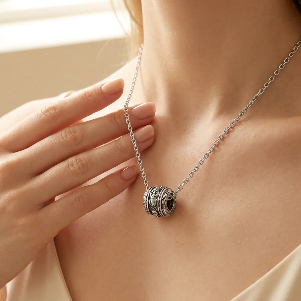 Rotatable Copper Pixiu Wealth Pendant Necklace