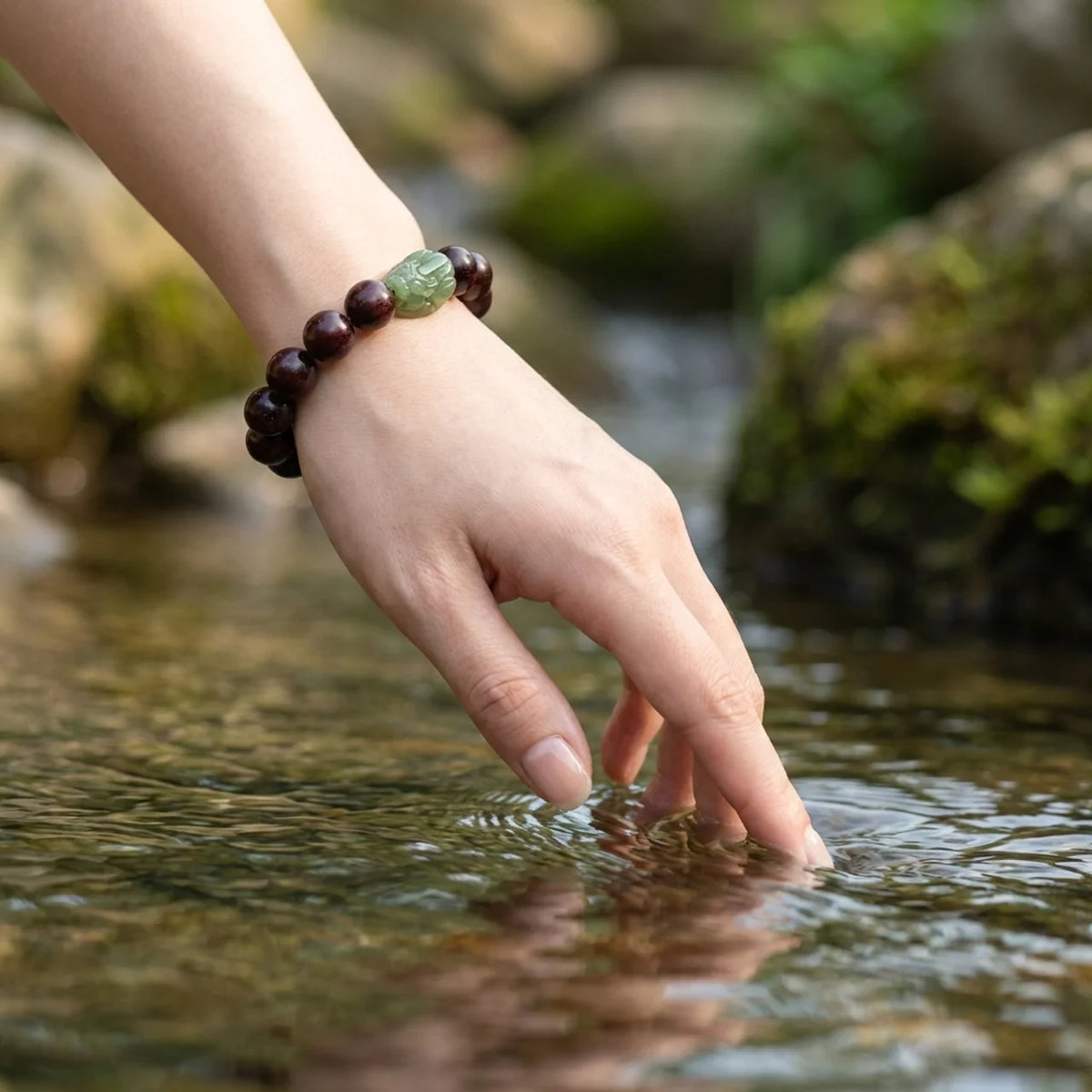 Sandalwood Hetian Jade Pixiu Bead Bracelet