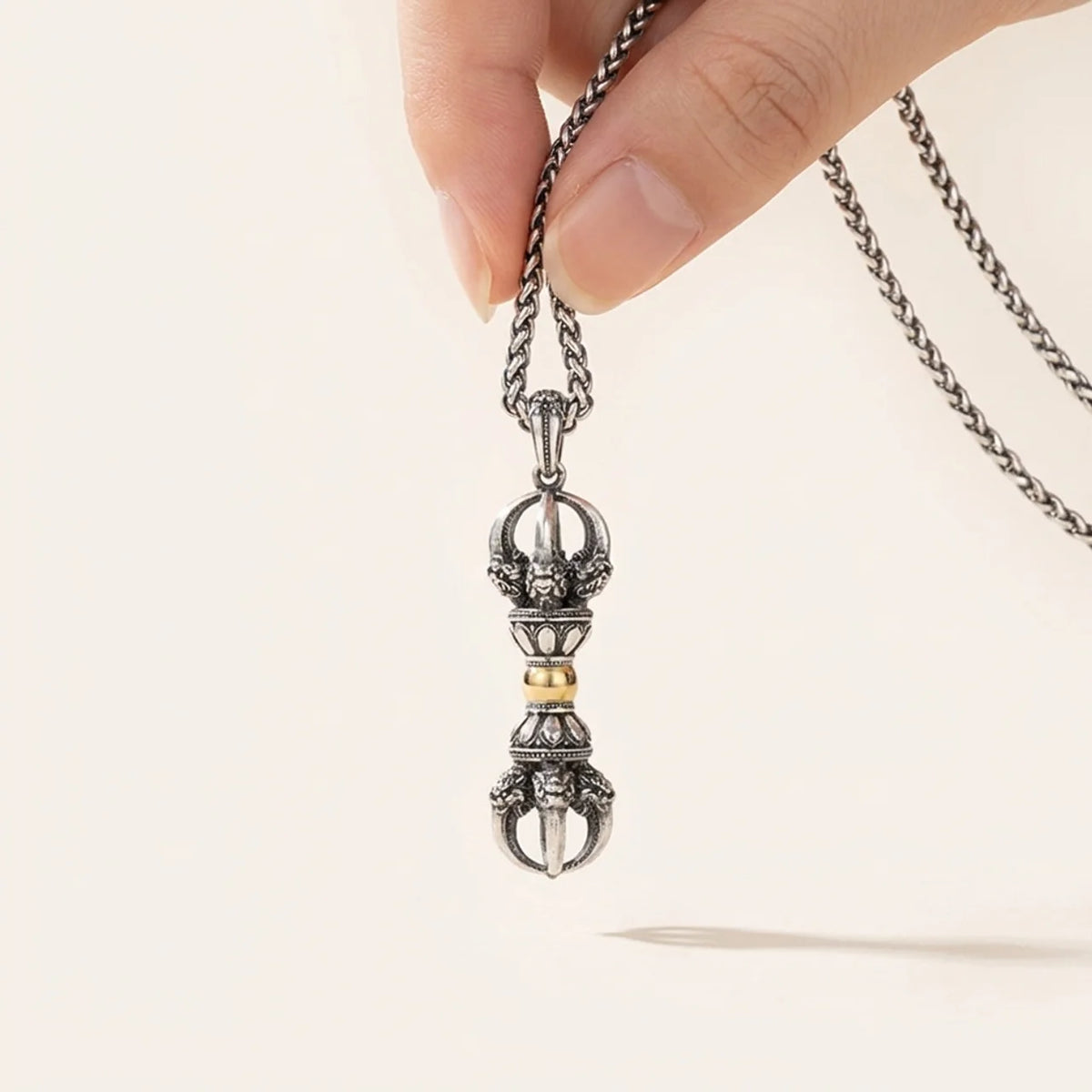 Collier Pendentif Dorje Vajra Plaqué Argent
