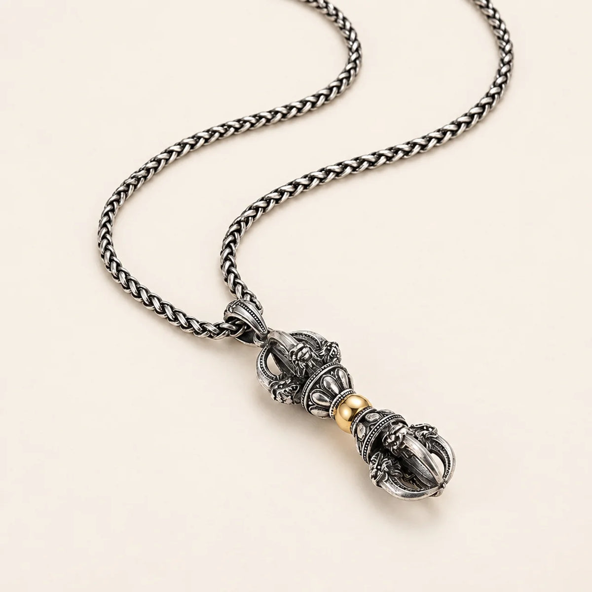 Collier Pendentif Dorje Vajra Plaqué Argent