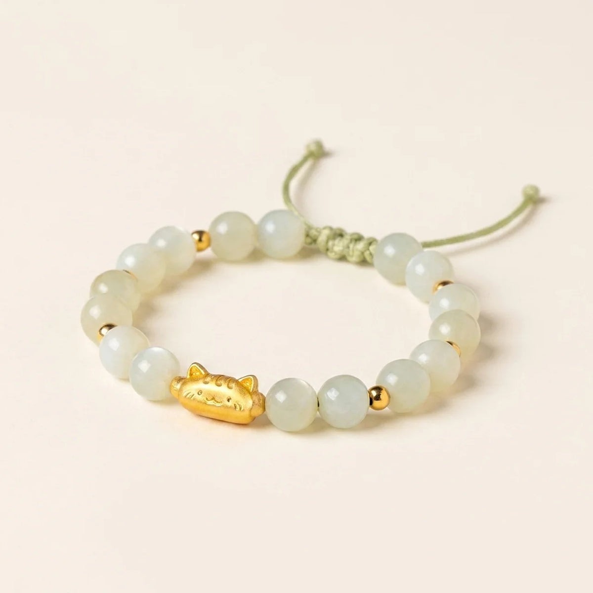 Bracelet en quartz fraise avec breloque chat