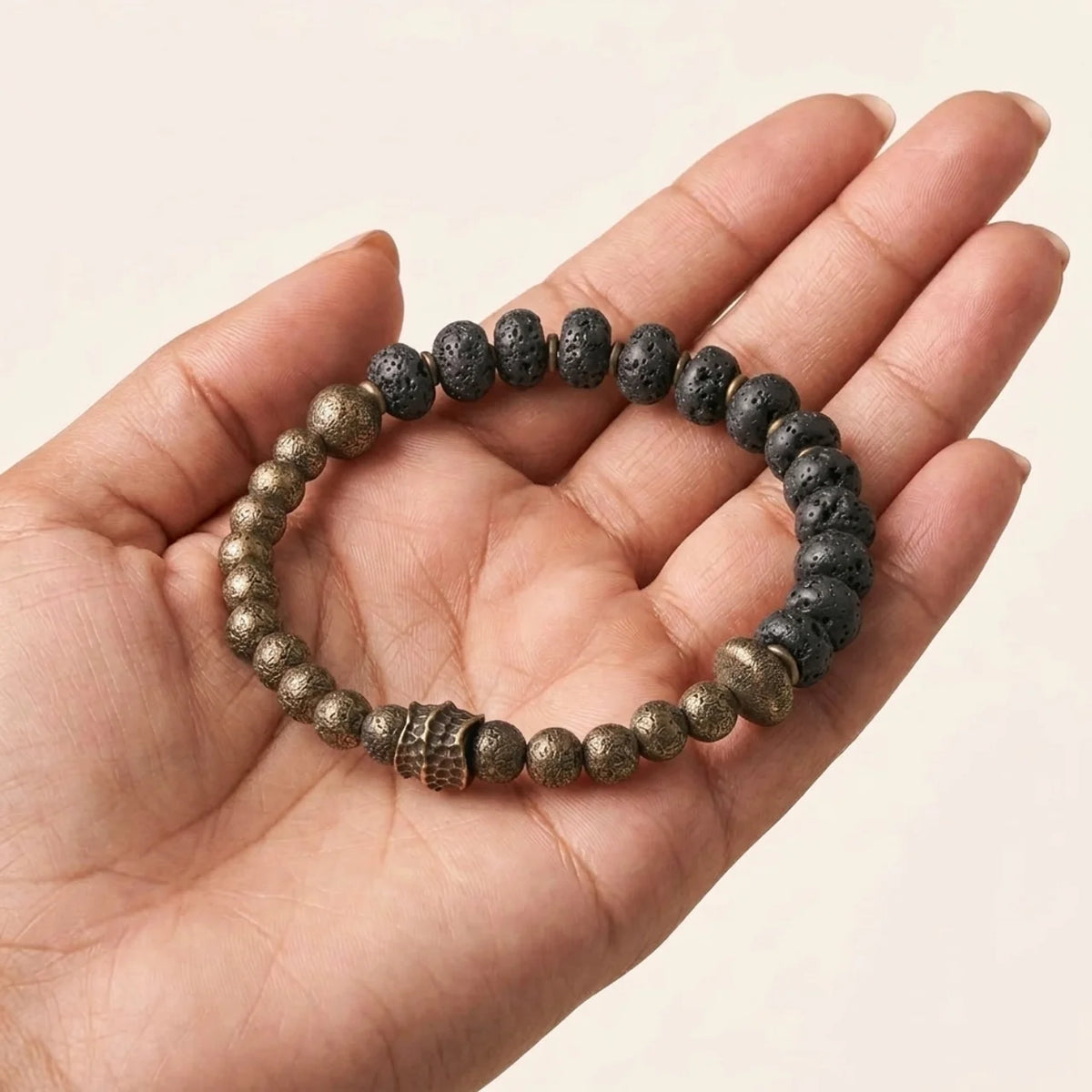 Lavastein Messing Paararmband