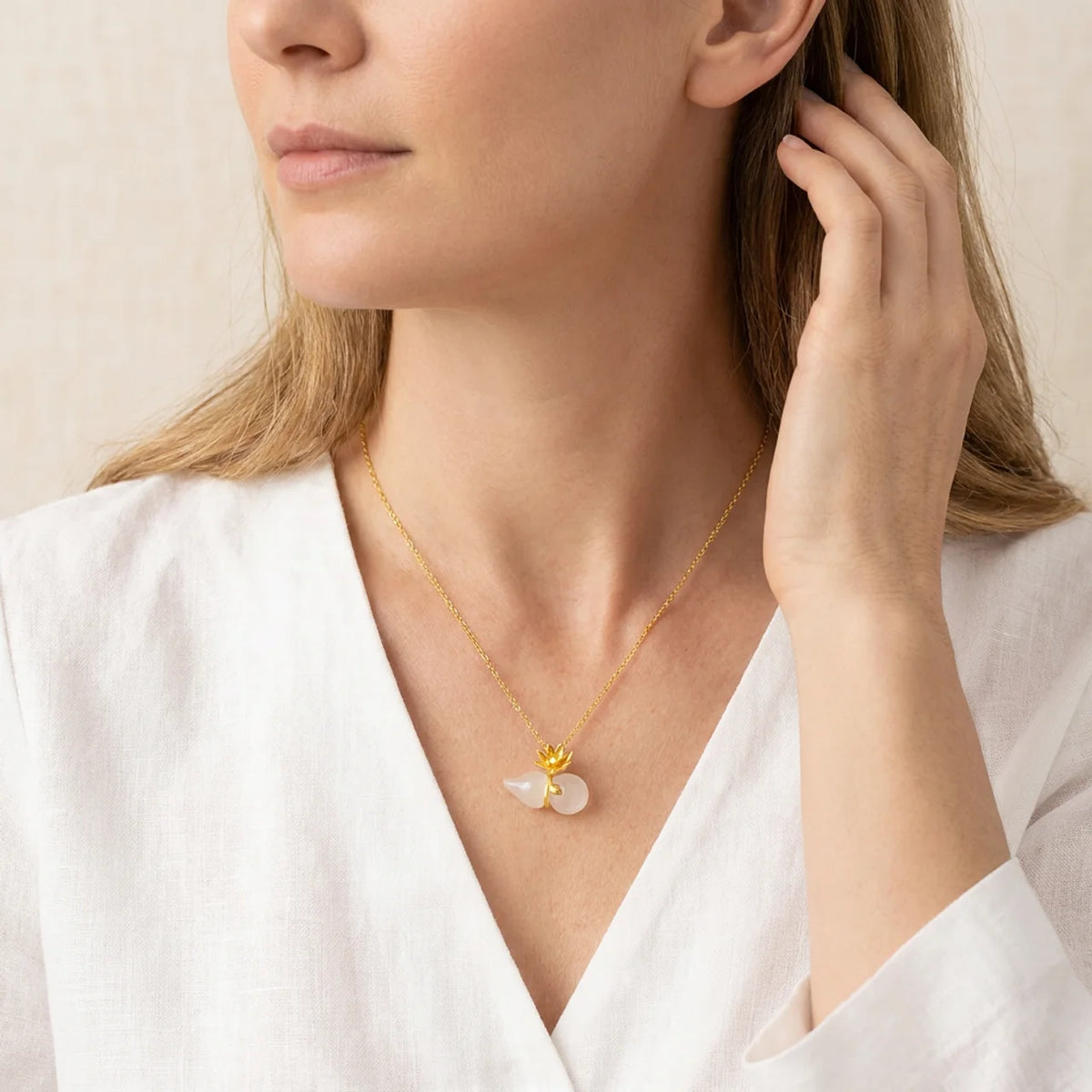 White Chalcedony Gourd Lotus Pendant Necklace